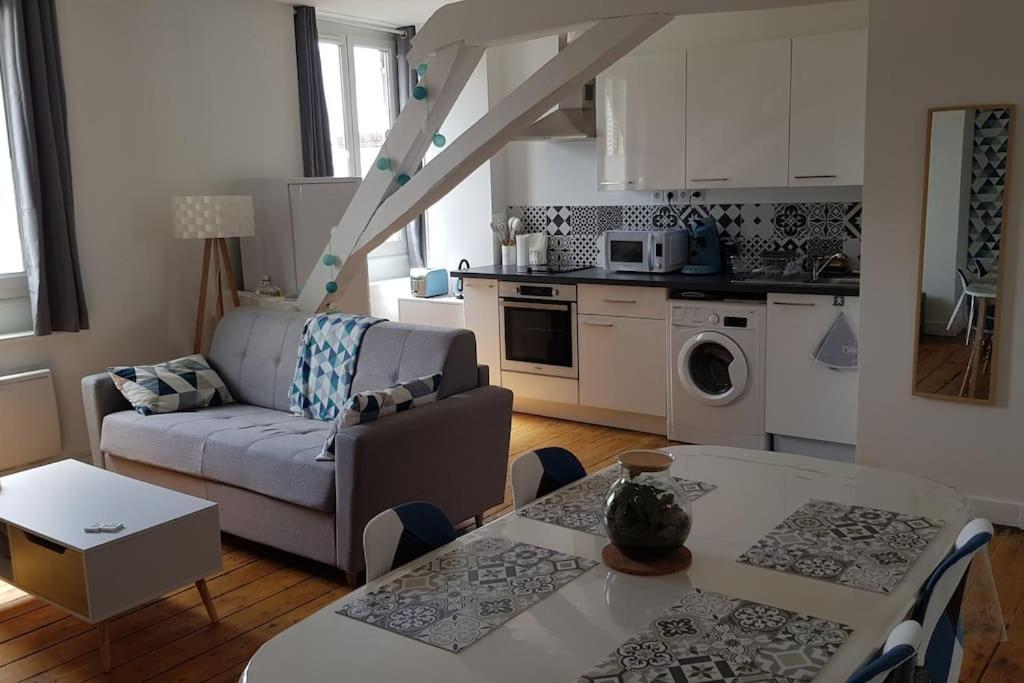 Appartement Lumineux Et Moderne Le Mans Luaran gambar